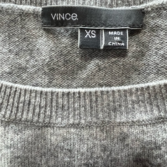Vince grey & cream sweater - Picture 2 of 2